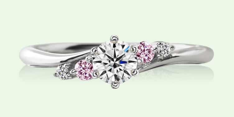 ピンクダイヤには天然と人工がある ピンクダイヤの基礎知識 婚約指輪 結婚指輪のコラム マリアージュエント